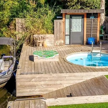 Bohemian Included Boat Supboards And Pool 5 Minutes By Boat From Parking To The Bohemien * Loosdrecht