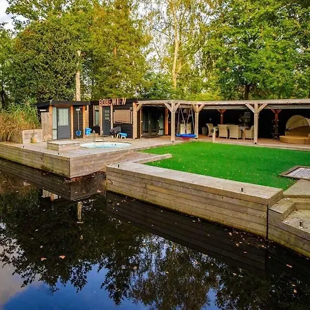 Bohemian Included Boat Supboards And Pool 5 Minutes By Boat From Parking To The Bohemien